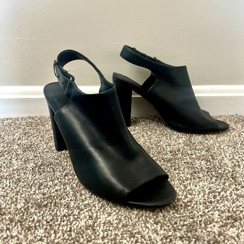Vince Hartley Block Heel Open Toe Sandals